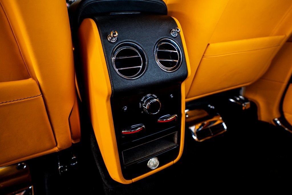 Used 2023 Rolls-Royce Cullinan image 69