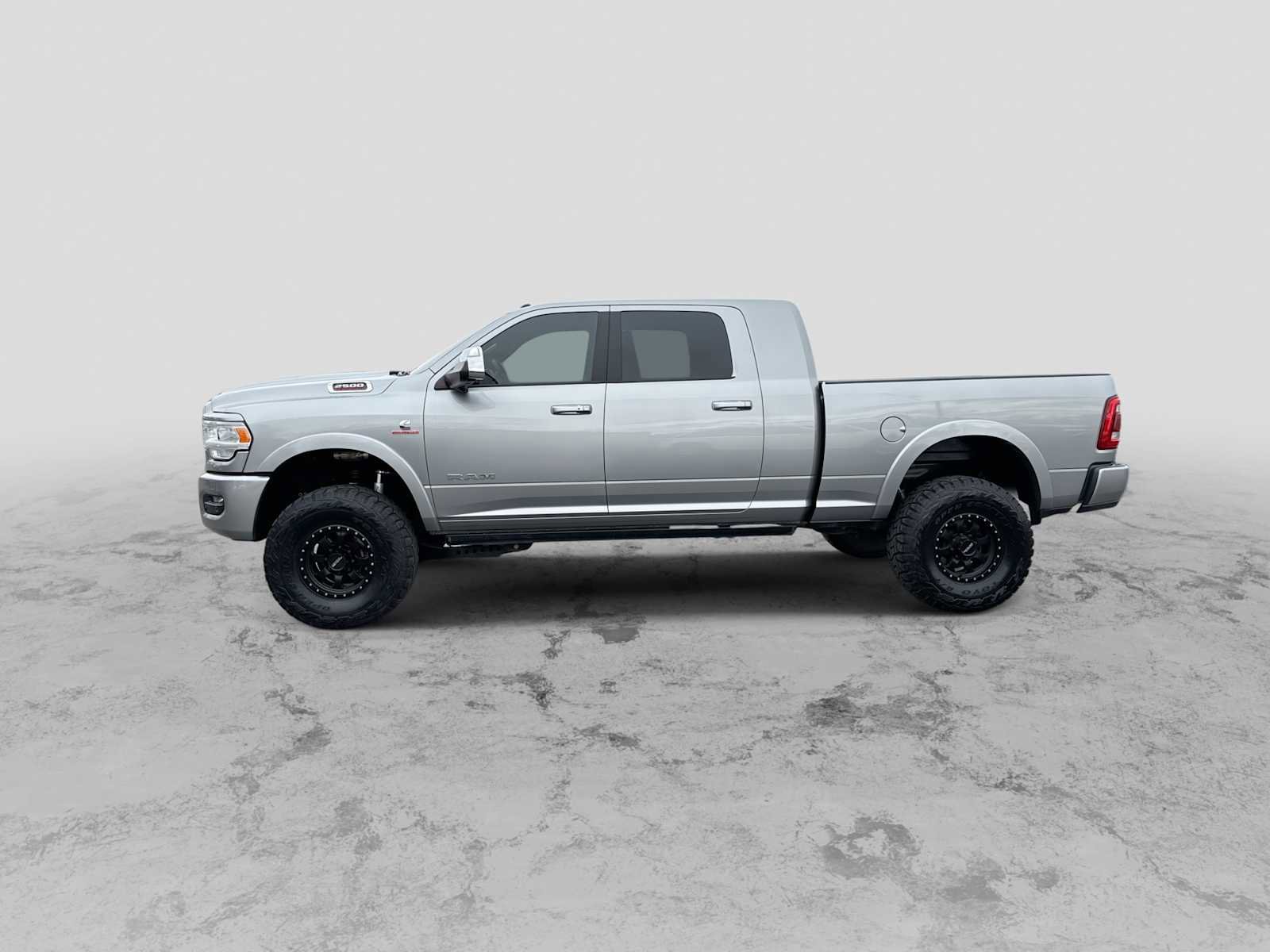 Used 2020 RAM 2500 Laramie image 5