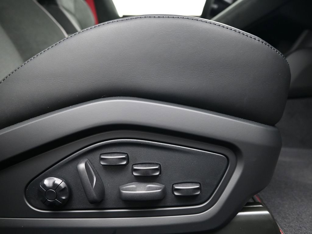 New 2026 Porsche Taycan GTS AWD/4WD image 15