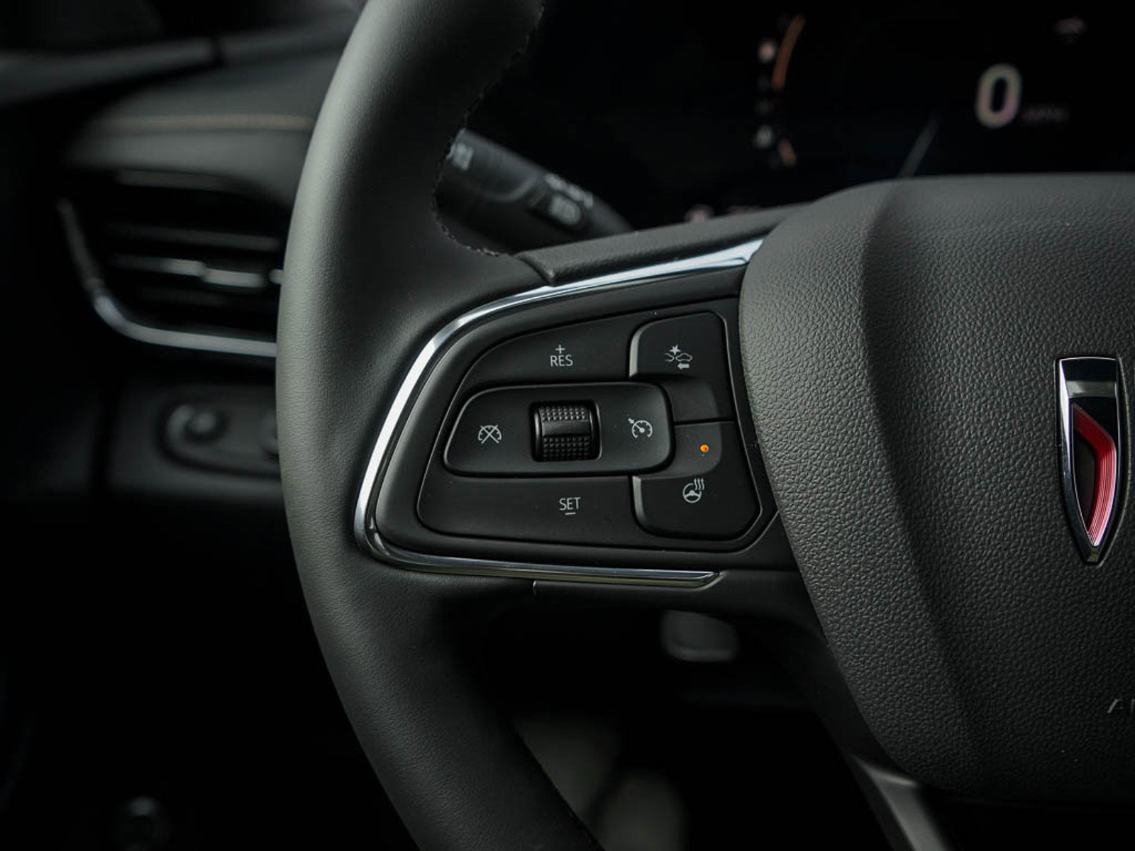 New 2025 Buick Envista Avenir image 21