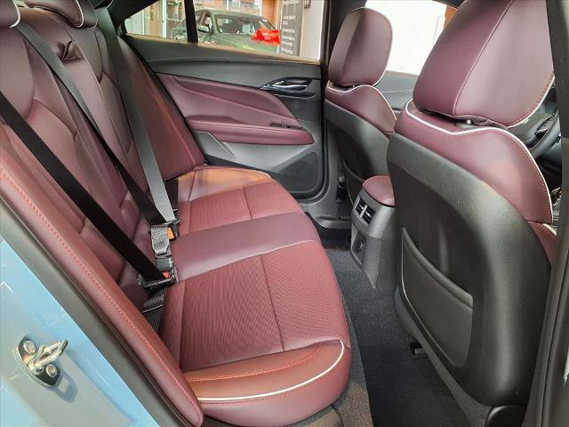 New 2026 Cadillac CT4 V image 9