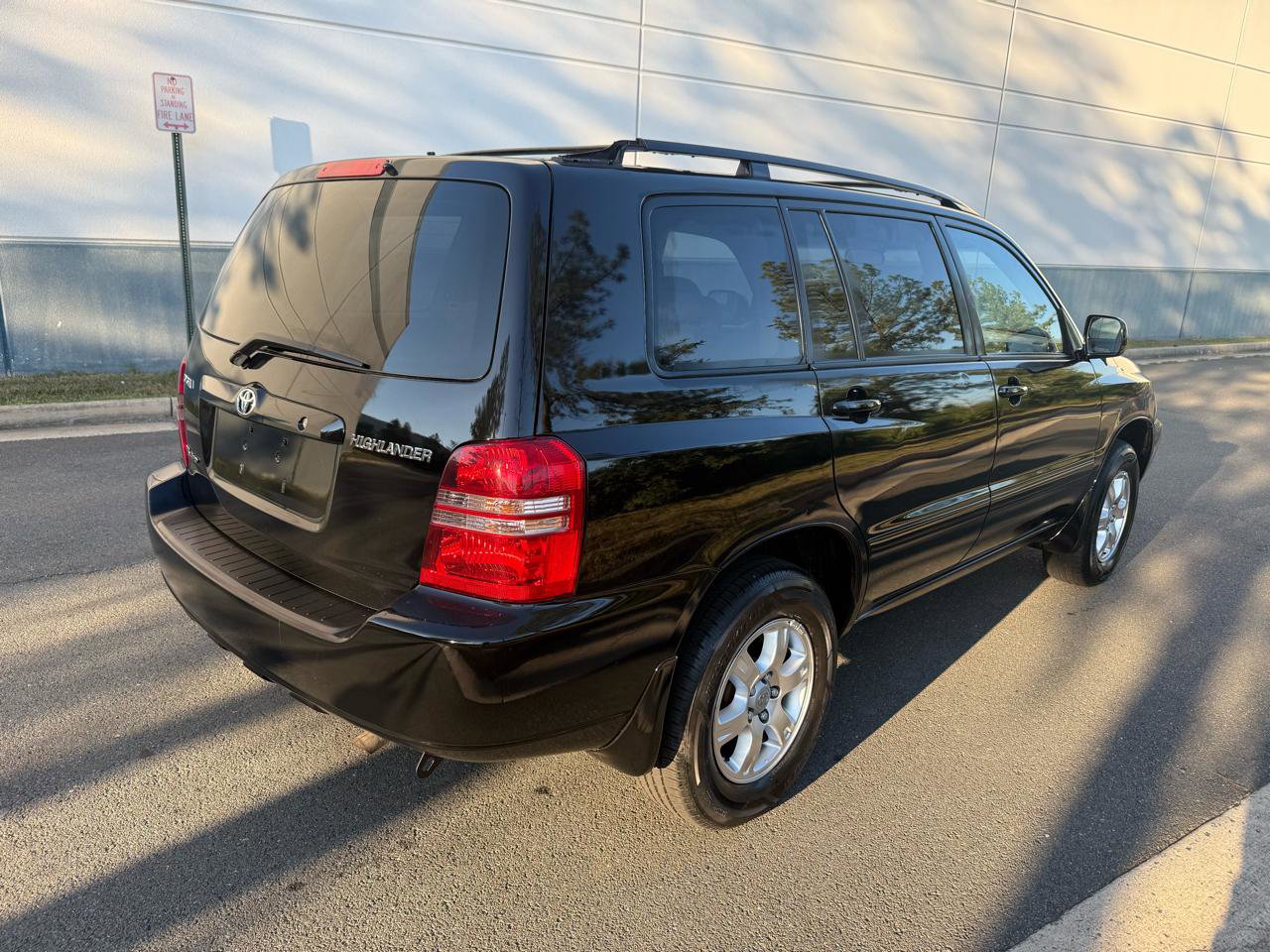 Used 2001 Toyota Highlander 4WD V6 image 3