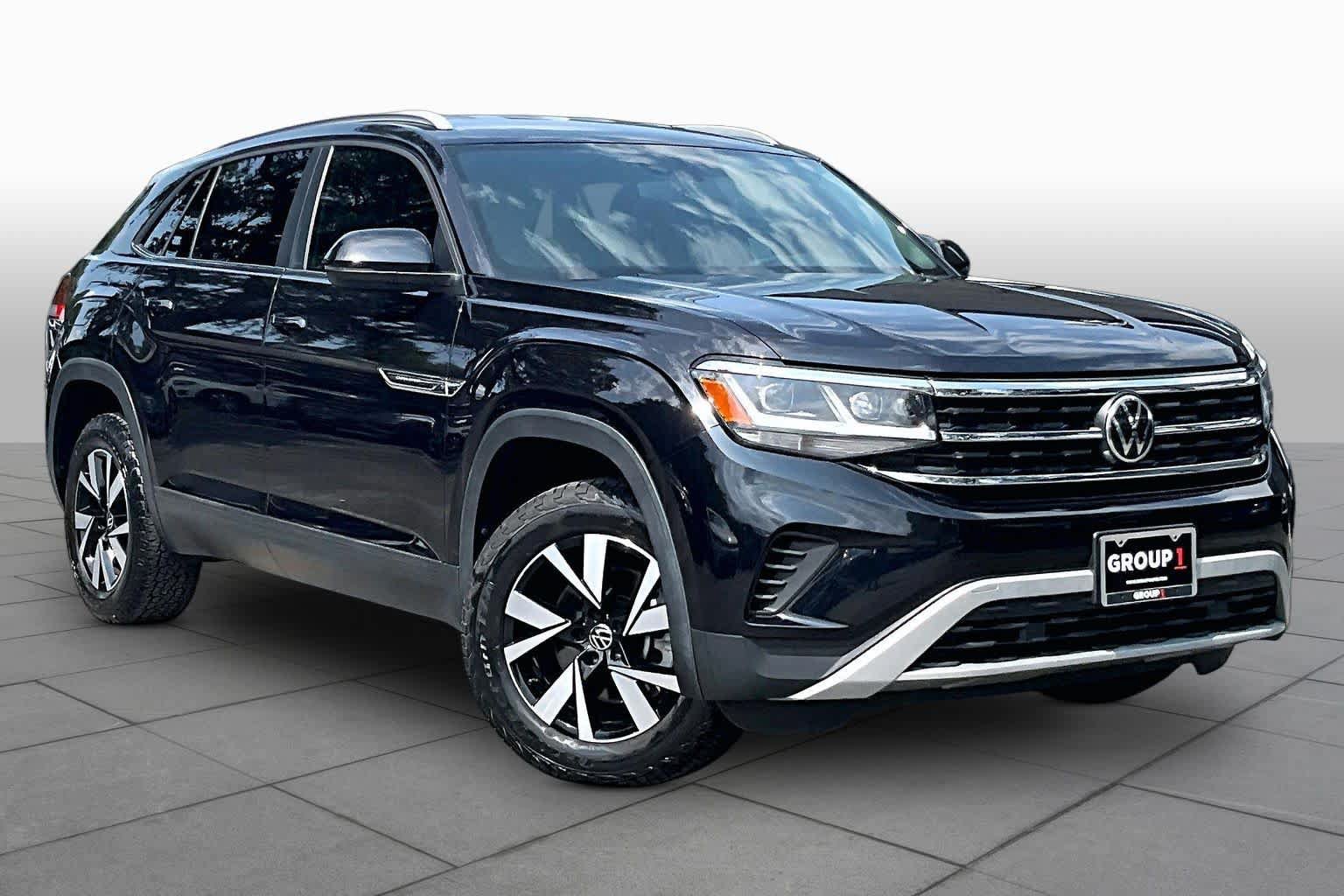 Used 2021 Volkswagen Atlas Cross Sport SE FWD image 3