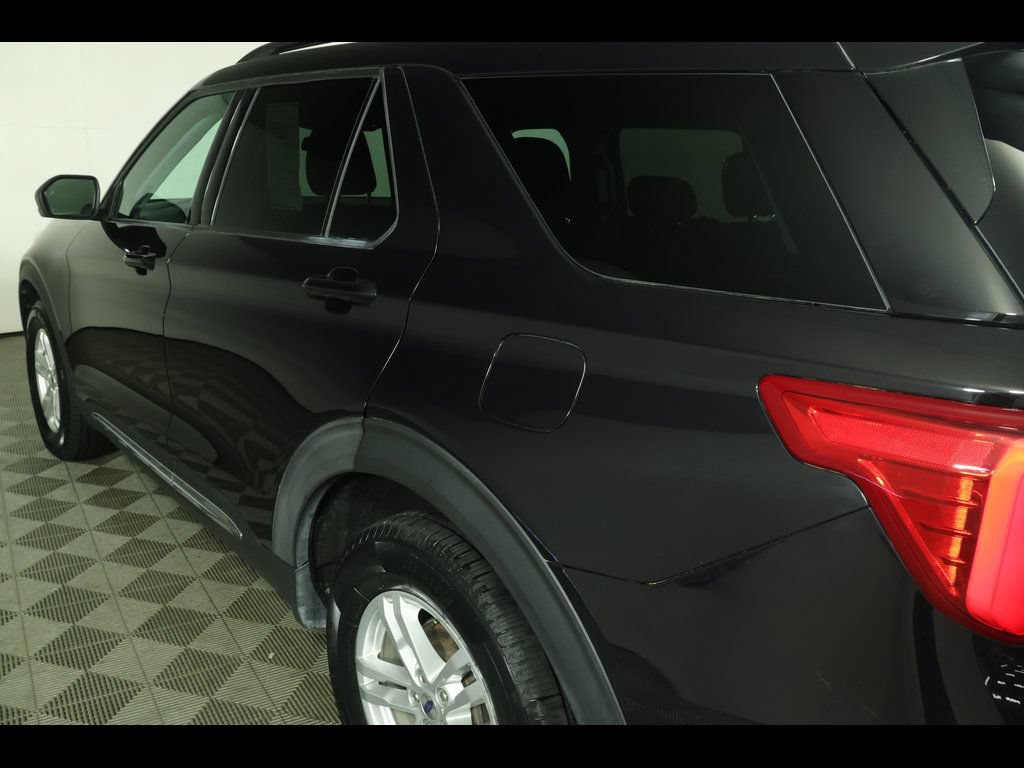 Used 2022 Ford Explorer XLT AWD/4WD image 18