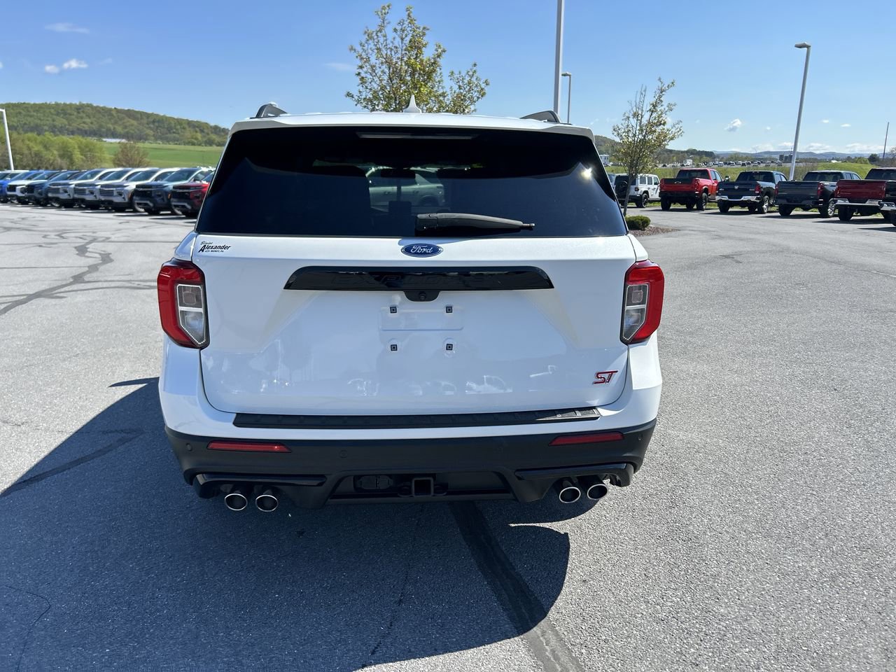 Used 2023 Ford Explorer ST w/ Equipment Group 401A AWD/4WD image 6
