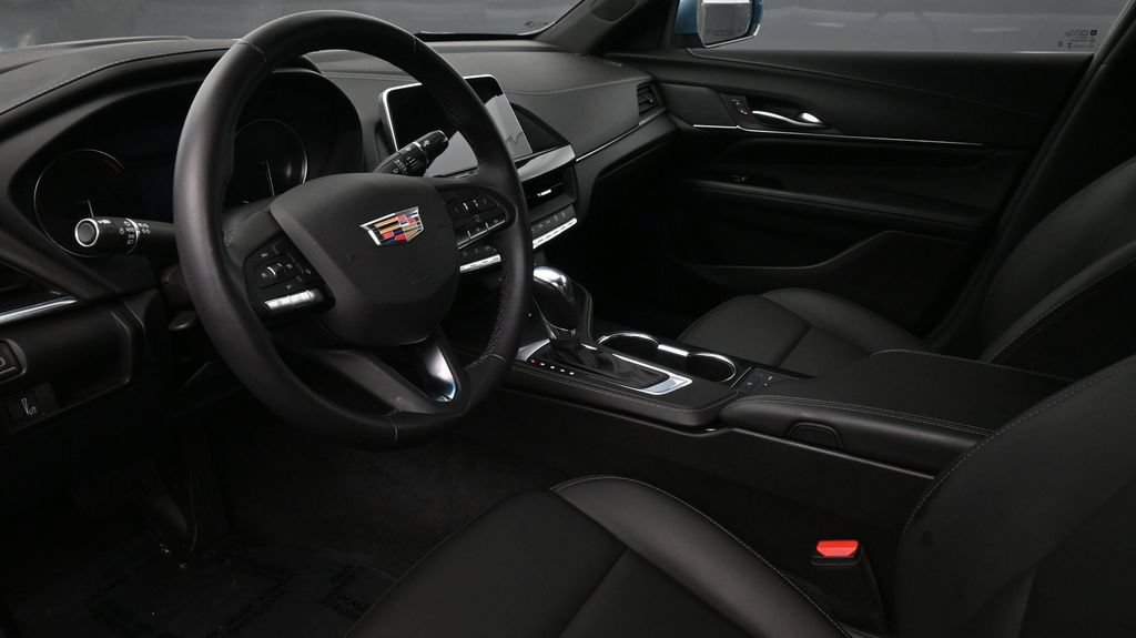 Certified 2023 Cadillac CT4 Luxury RWD image 7