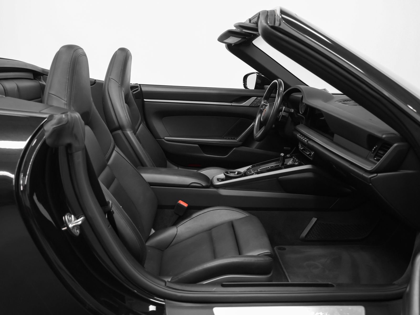 Certified 2022 Porsche 911 Carrera RWD image 23