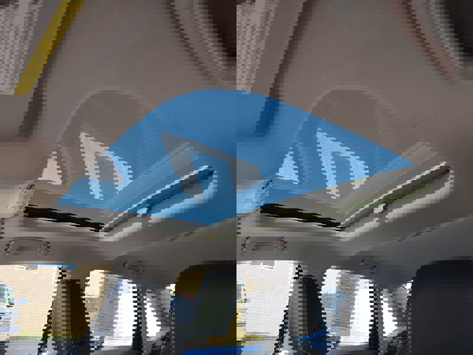 Used 2022 Volkswagen Jetta SE w/ Panoramic Sunroof Package image 32