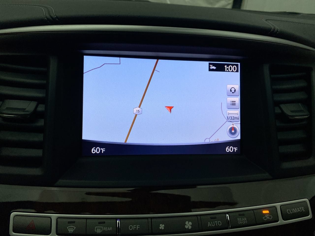 Used 2018 INFINITI QX60 Luxe w/ Deluxe Technology Package AWD/4WD image 19