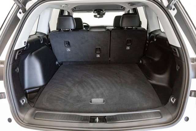 Certified 2023 Jeep Grand Cherokee Limited w/ Black Appearance Package image 26