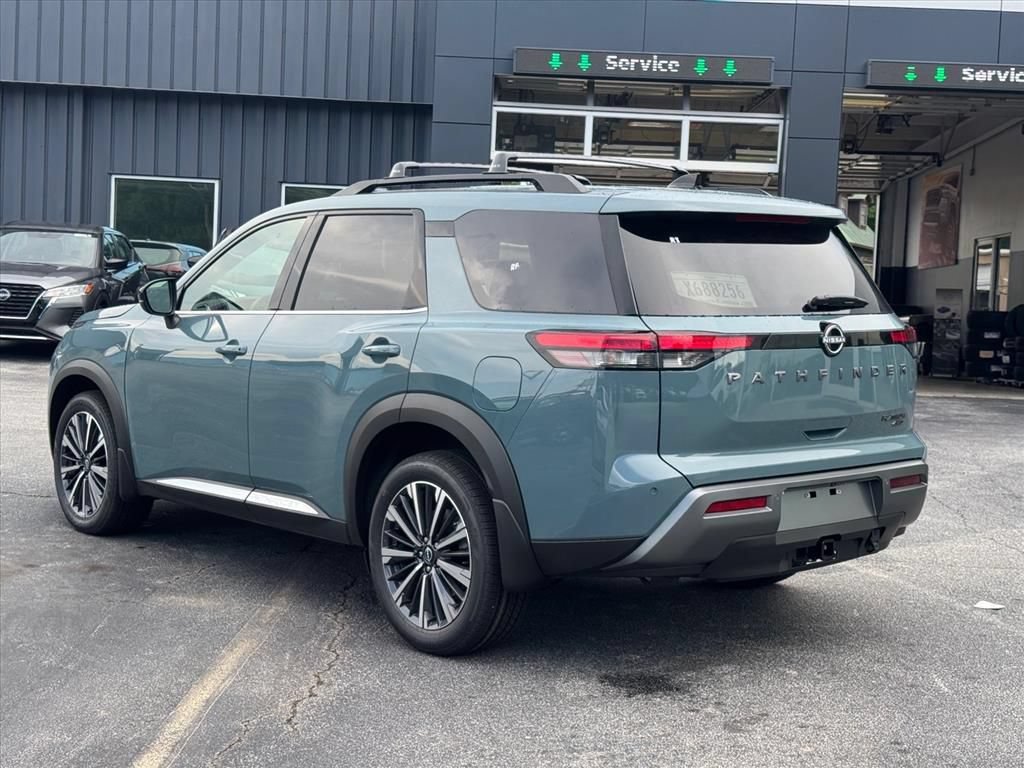 New 2026 Nissan Pathfinder Platinum w/ Lighting Package AWD/4WD image 5