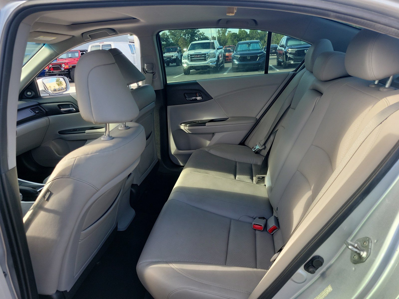 Used 2013 Honda Accord EX-L image 29