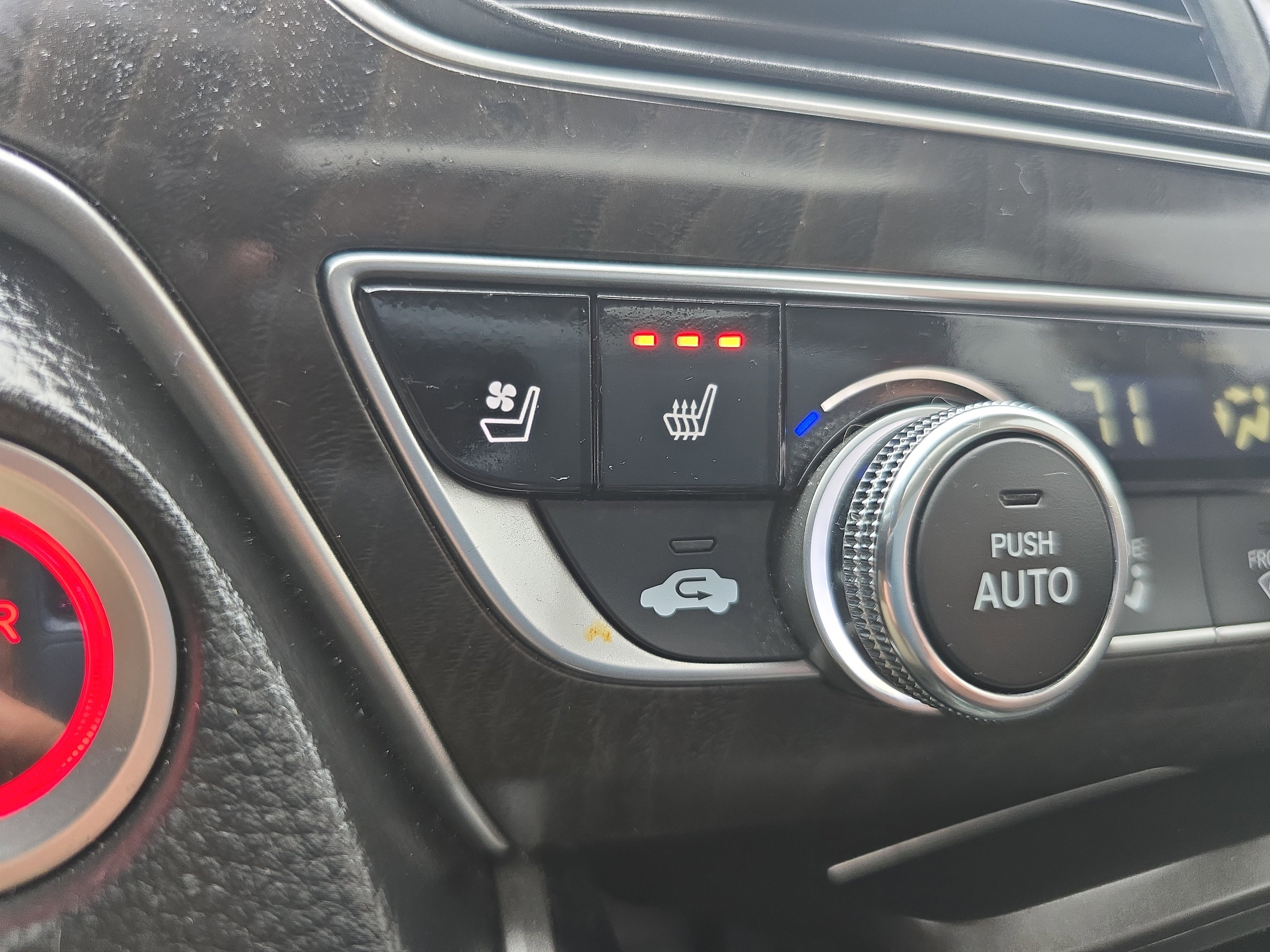 Used 2021 Honda Accord Touring image 30