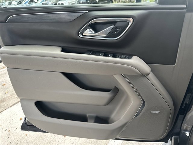 Used 2023 GMC Yukon SLT image 29