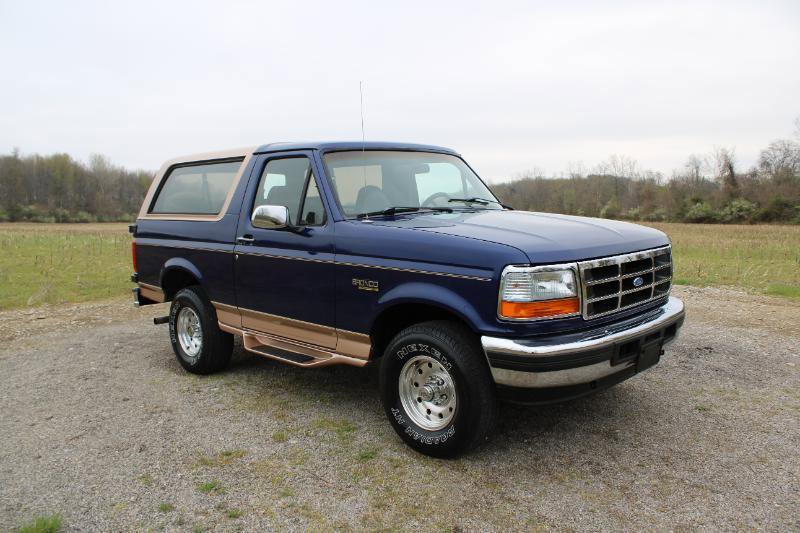 Used 1995 Ford Bronco Eddie Bauer image 2