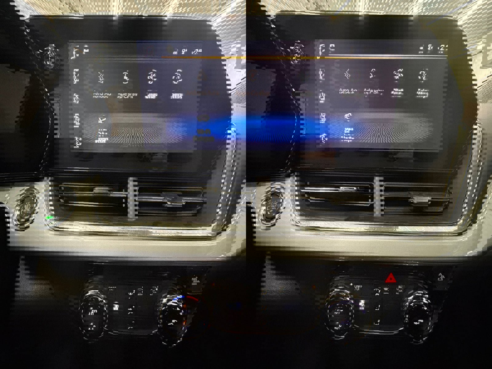 New 2026 Chevrolet Trax LT image 19