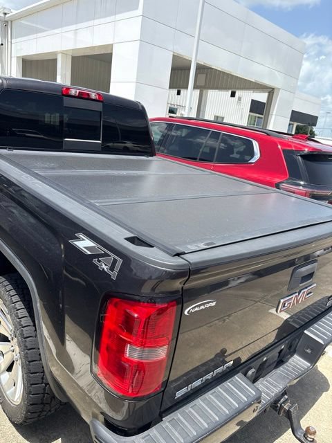 Used 2015 GMC Sierra 1500 SLT w/ All-Terrain Package AWD/4WD image 10