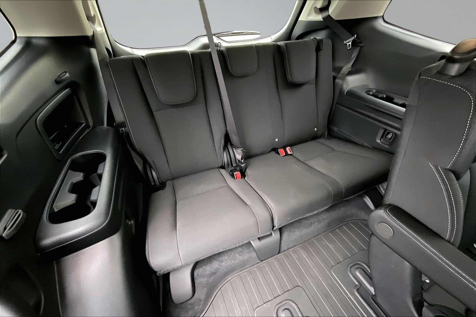 Certified 2025 Subaru Ascent Premium AWD/4WD image 28