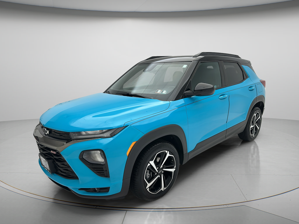 Used 2021 Chevrolet TrailBlazer RS w/ Driver Confidence Package FWD image 3