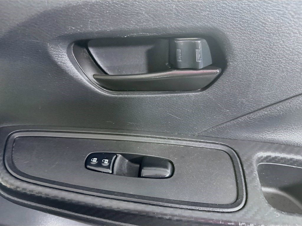 Used 2022 Nissan Versa S FWD image 29