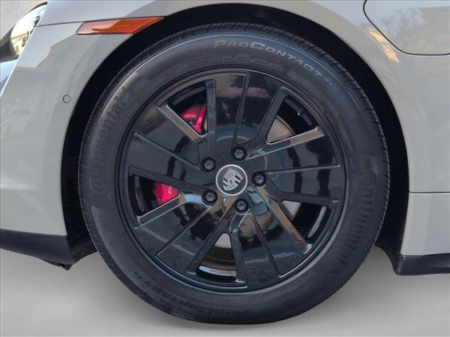 Used 2023 Porsche Taycan 4S image 24