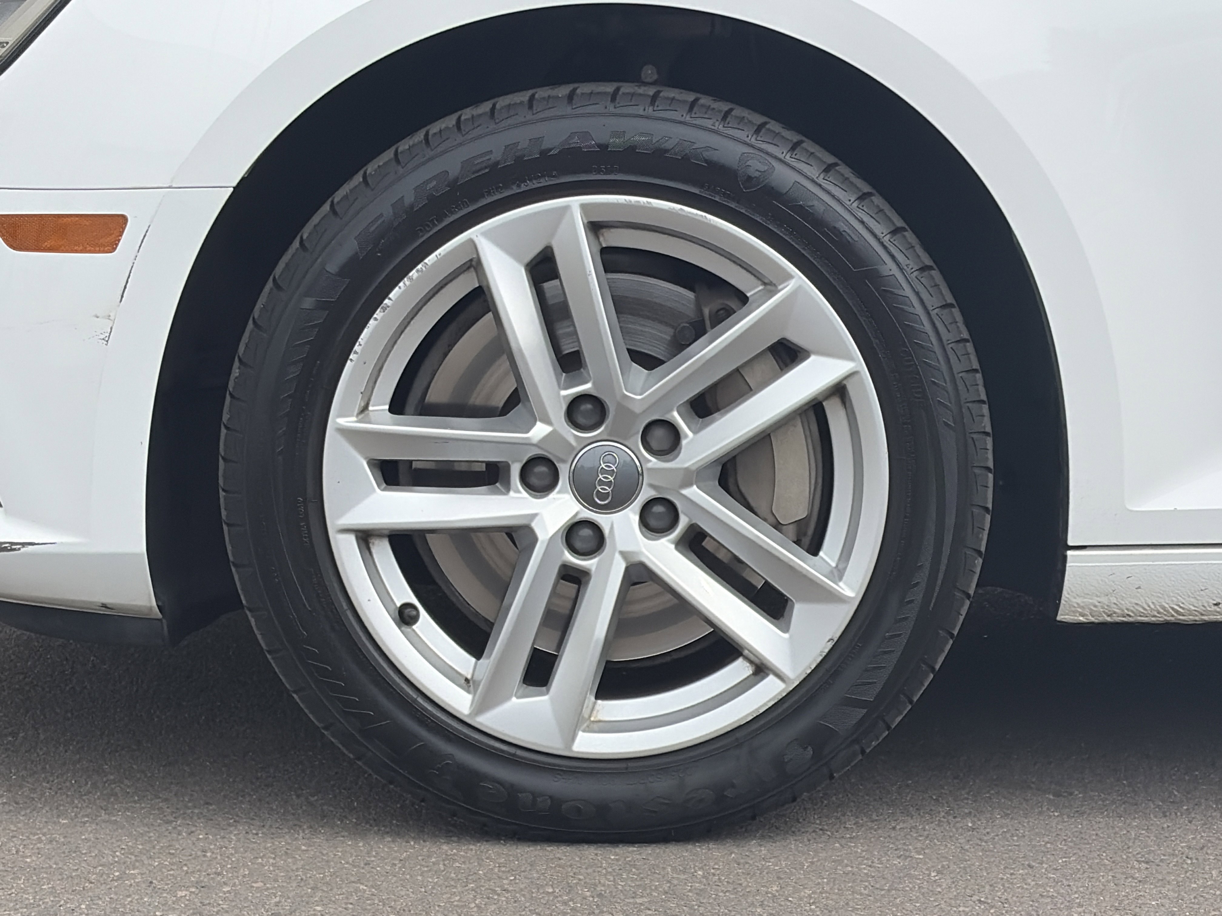 Used 2017 Audi A4 2.0T Premium FWD image 4