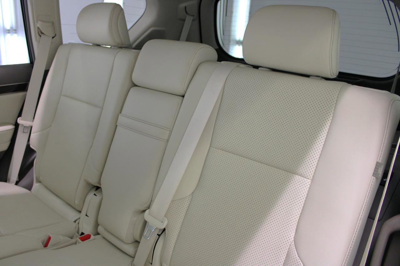 Used 2018 Lexus GX 460 Luxury w/ Preferred Accessory Package image 38