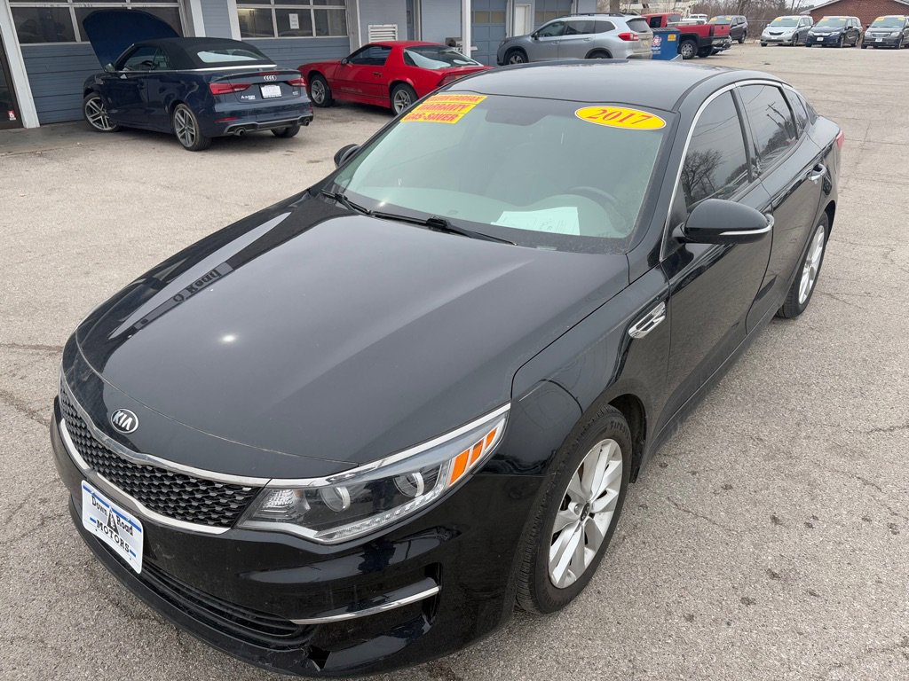 Used 2017 Kia Optima EX image 7