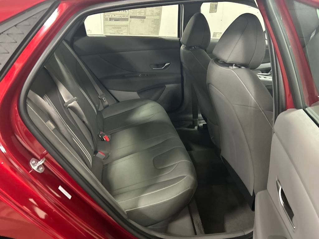 New 2025 Hyundai Elantra Sport image 22