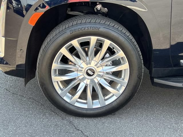 Certified 2024 Cadillac Escalade Premium Luxury w/ LPO, Floor Liner Package AWD/4WD image 8