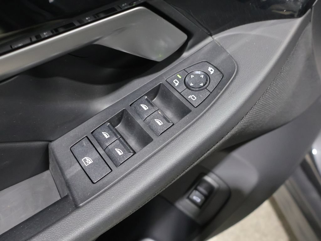 Used 2024 BMW 530i xDrive AWD/4WD image 14