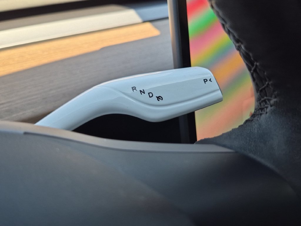 Used 2023 Tesla Model 3 Standard Range RWD image 28
