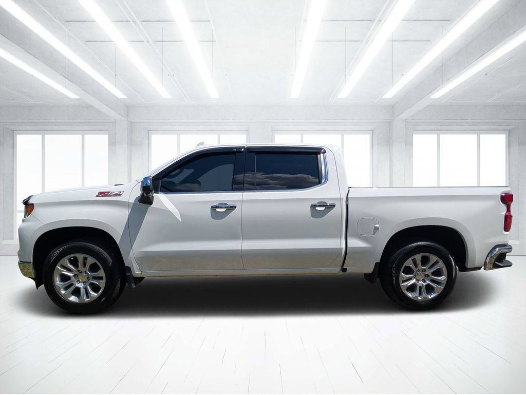 Used 2025 Chevrolet Silverado 1500 LTZ AWD/4WD image 4