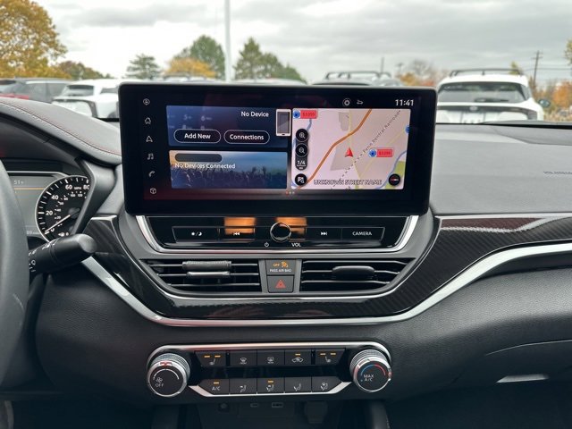 Used 2024 Nissan Altima 2.5 SR w/ SR Premium Package image 22