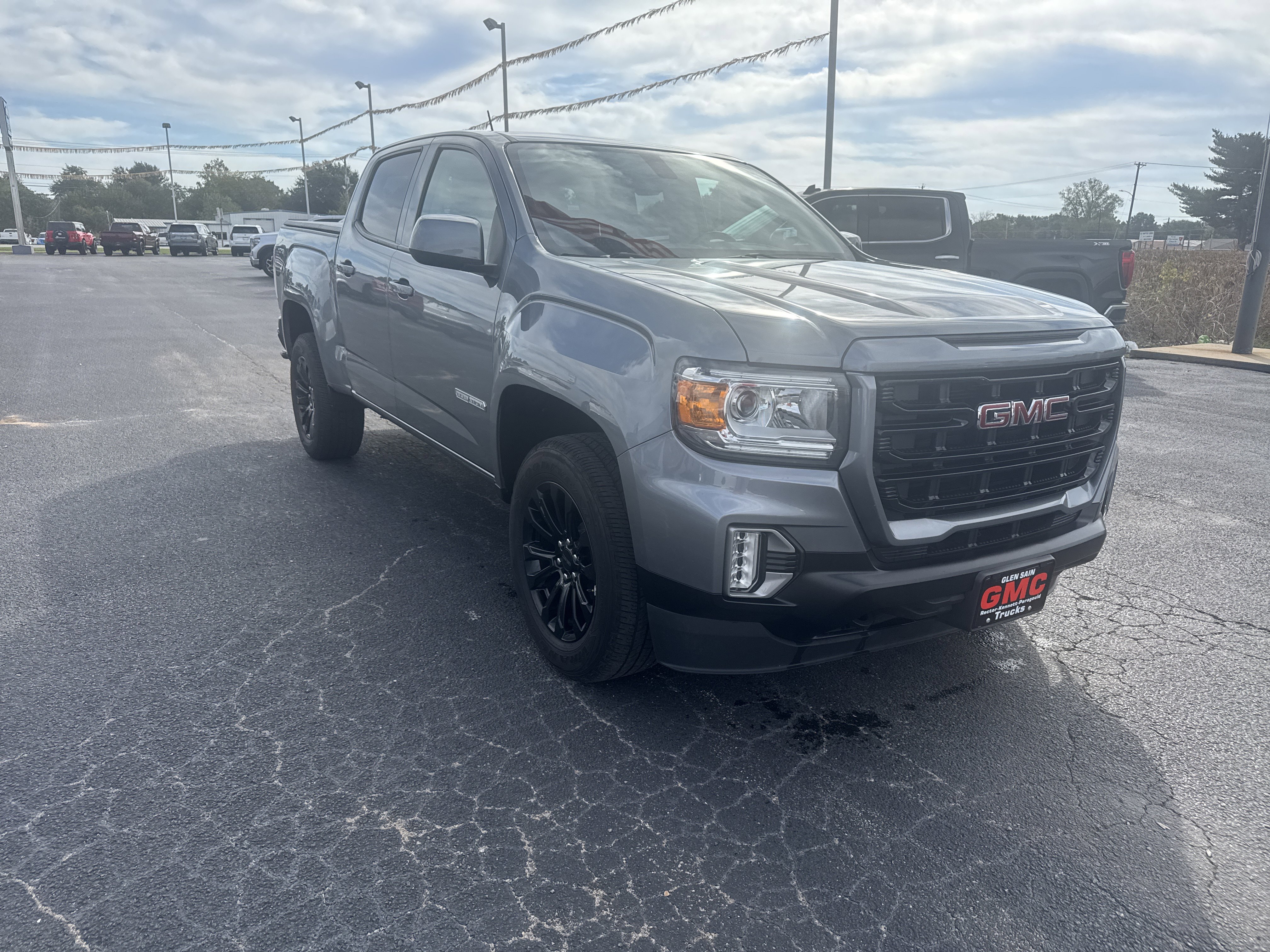 Used 2022 GMC Canyon Elevation w/ Trailering Package image 8