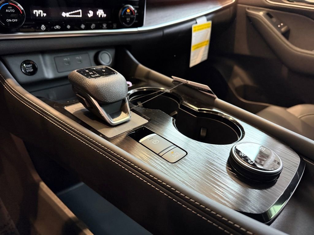 New 2026 Nissan Rogue Platinum AWD/4WD image 23