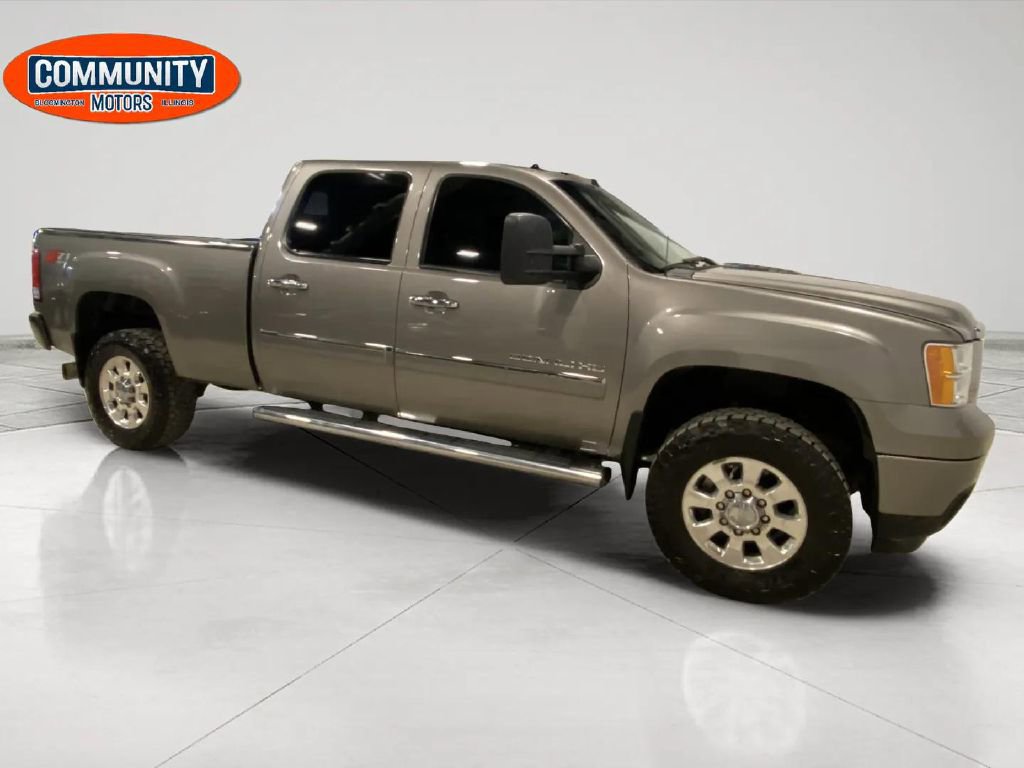 Used 2013 GMC Sierra 3500 Denali w/ Snow Plow Prep Package image 10