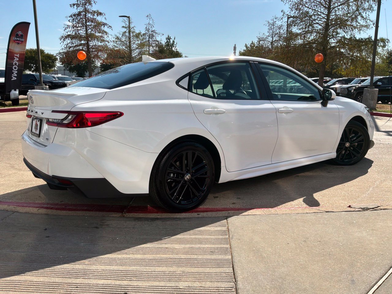 Used 2026 Toyota Camry SE FWD image 6