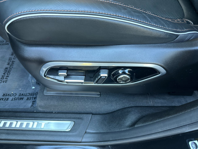 Used 2025 Jeep Grand Cherokee Summit w/ Obsidian Package image 27