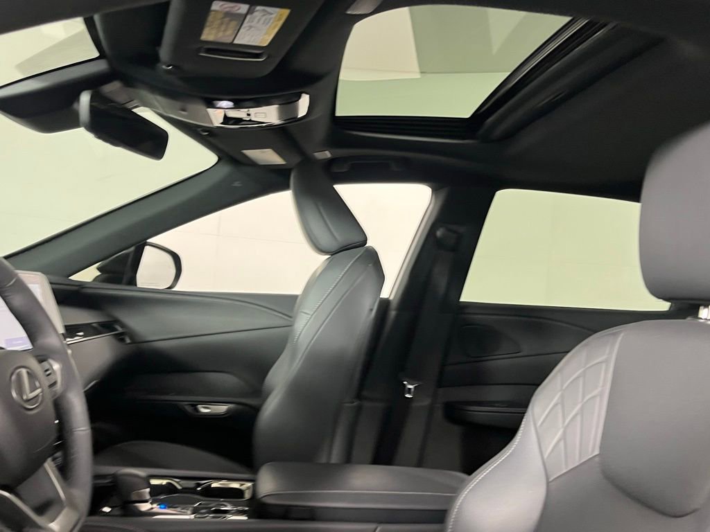 Used 2025 Lexus RX 350 F Sport image 21