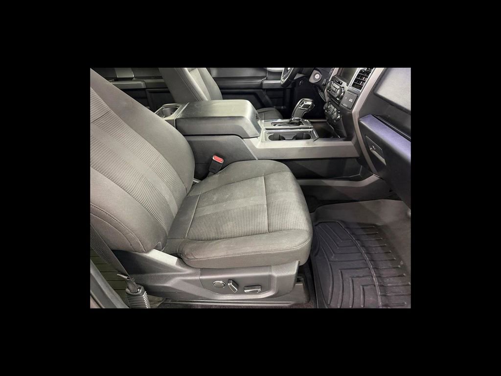 Used 2015 Ford F150 XLT w/ Equipment Group 302A Luxury AWD/4WD image 18