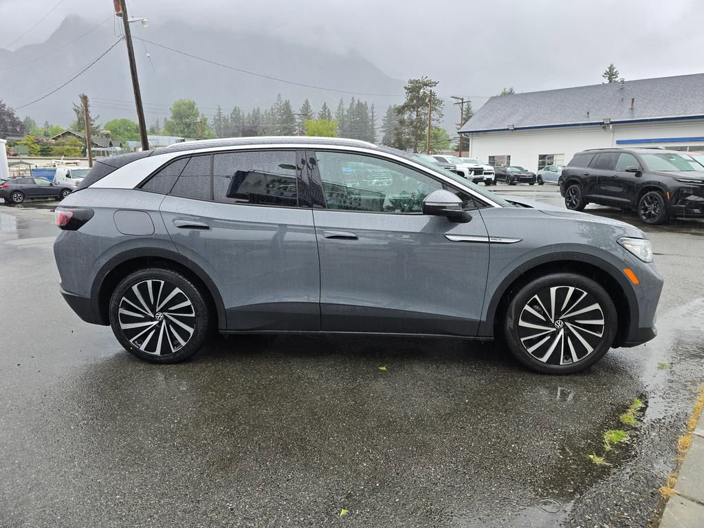 Used 2023 Volkswagen ID.4 Pro S Plus RWD image 4
