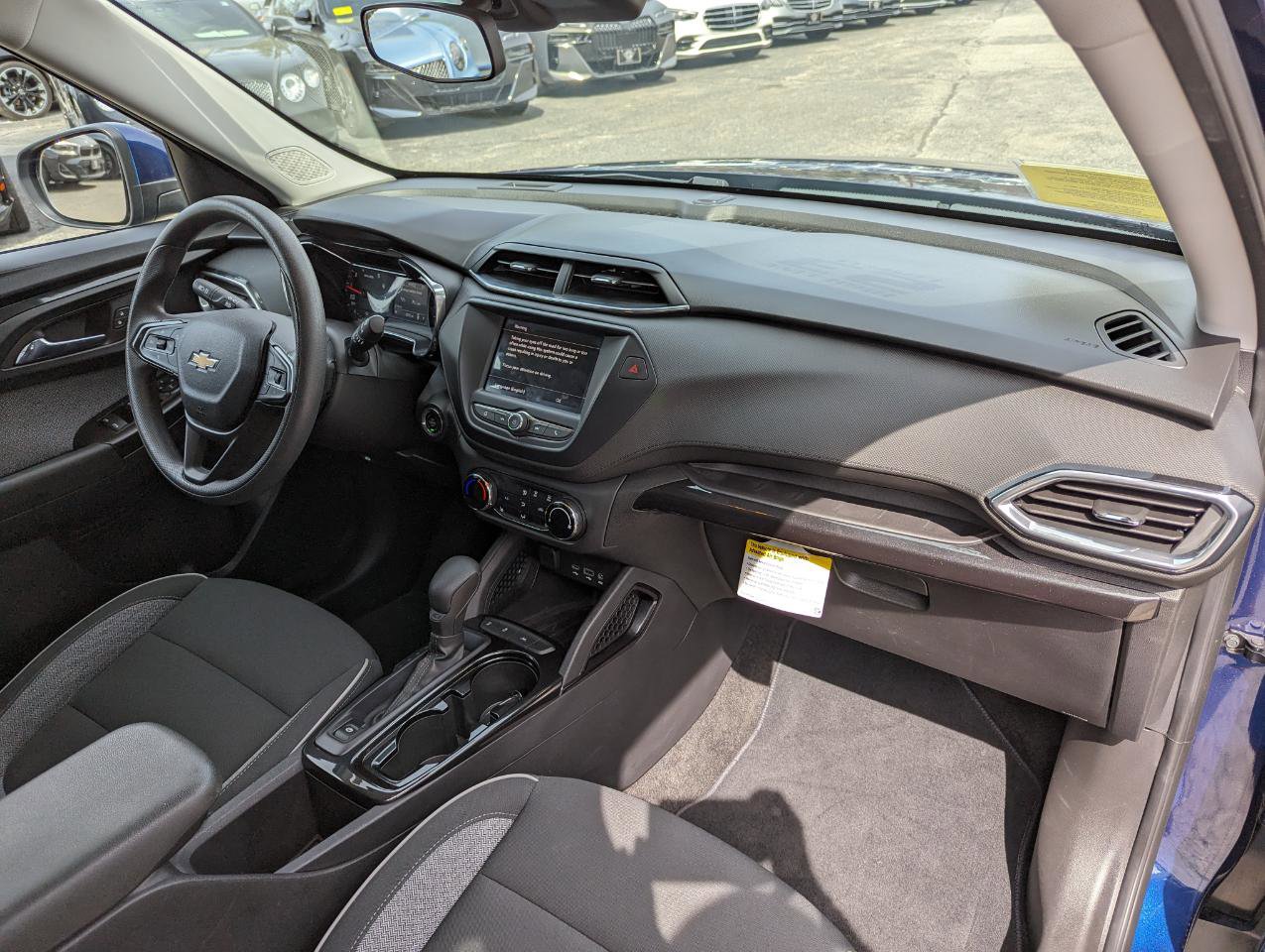 Used 2023 Chevrolet TrailBlazer LT FWD image 26