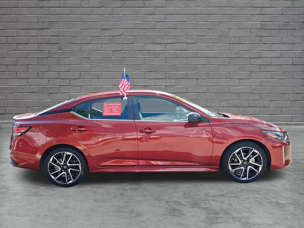 Used 2025 Nissan Sentra SR FWD image 13
