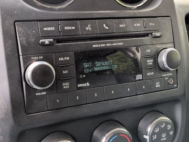 Used 2015 Jeep Patriot High Altitude FWD image 17