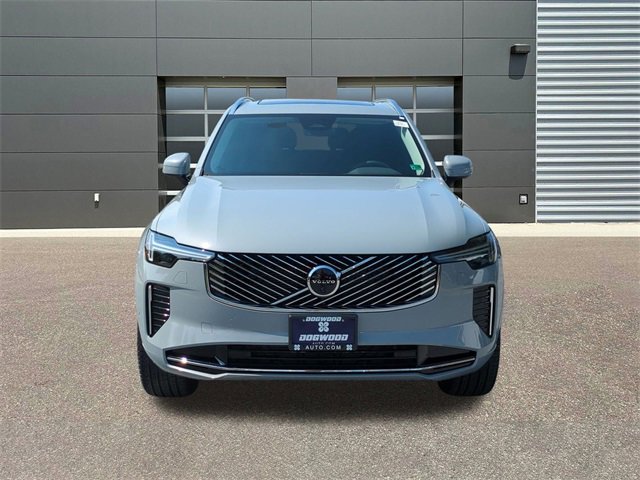 New 2026 Volvo XC90 B6 Plus w/ Protection Package Premier image 2