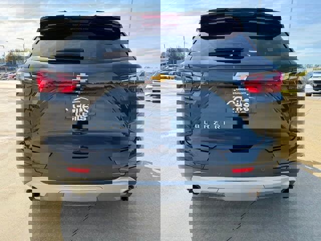 Used 2021 Chevrolet Blazer LT image 4