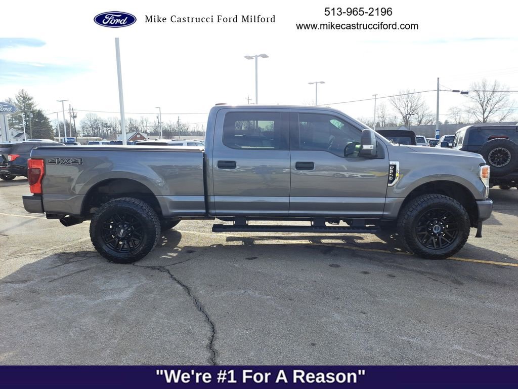 Used 2022 Ford F250 XLT w/ Black Appearance Package image 6