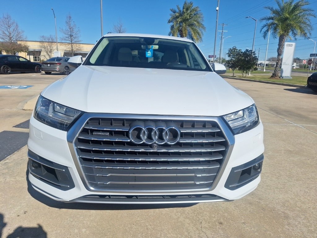 Used 2017 Audi Q7 3.0T Prestige image 3