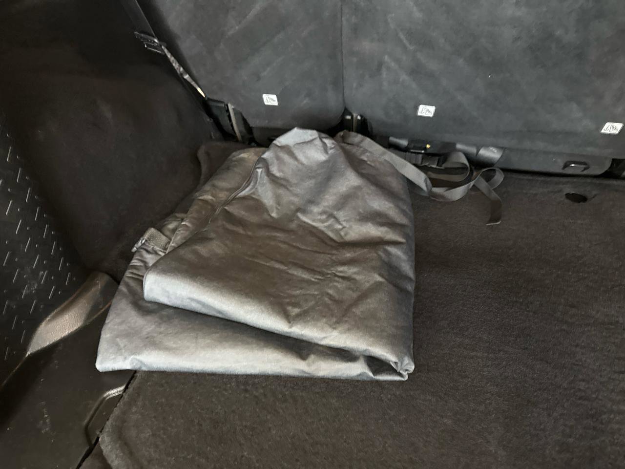 Used 2018 Jeep Wrangler Unlimited Sport w/ Connectivity Group image 38